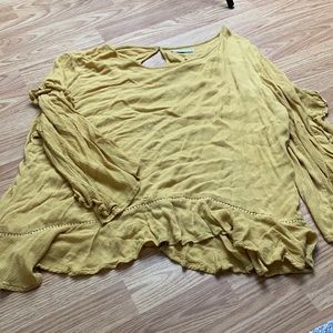 Serene bohemian long sleeved blouse. Large